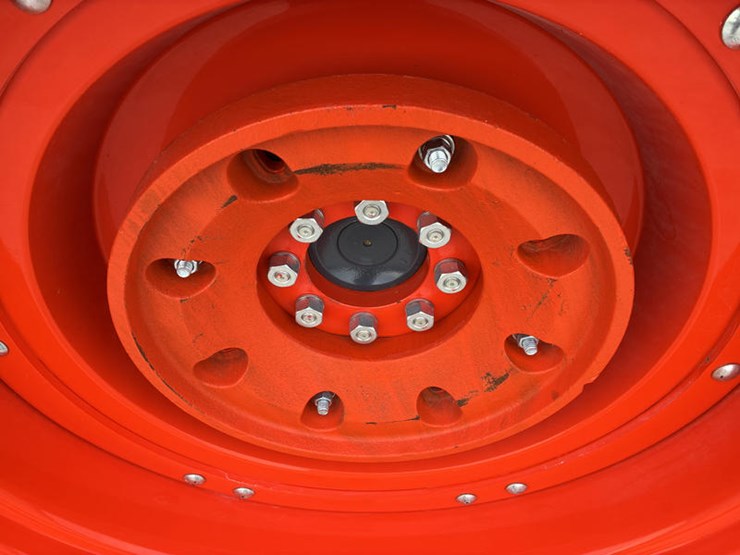 2024-kubota-m6-131-image-61