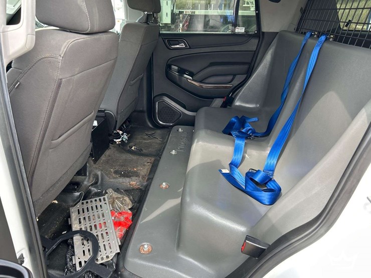 2020-chevrolet-tahoe-image-21