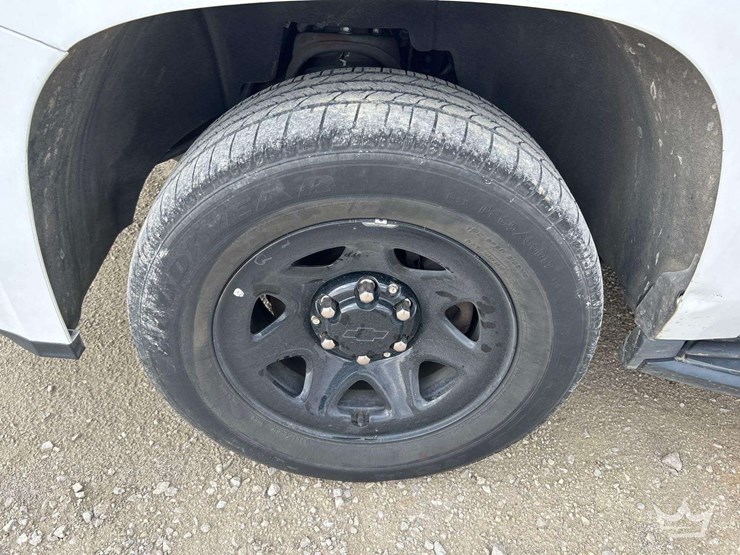 2020-chevrolet-tahoe-image-22