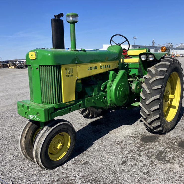 JOHN DEERE 730