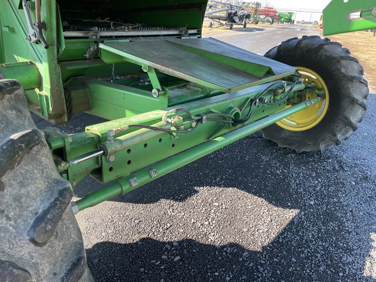 1990-john-deere-9400-image-33