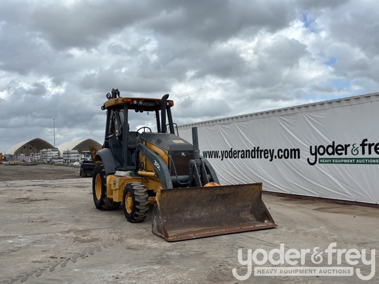 2018-deere-310l-image-7