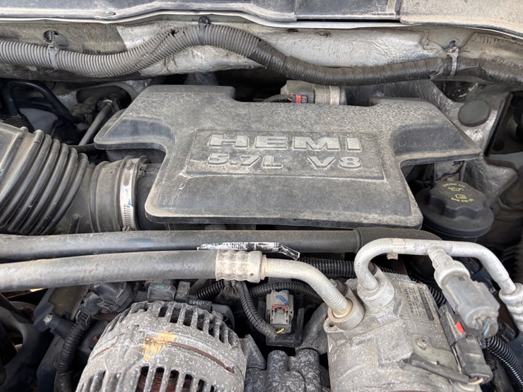 2008-dodge-3500-image-14