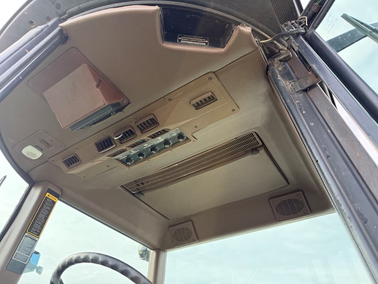 john-deere-2950-image-13