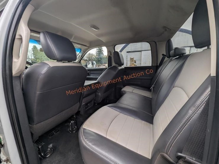 2011-dodge-ram-4500-image-23