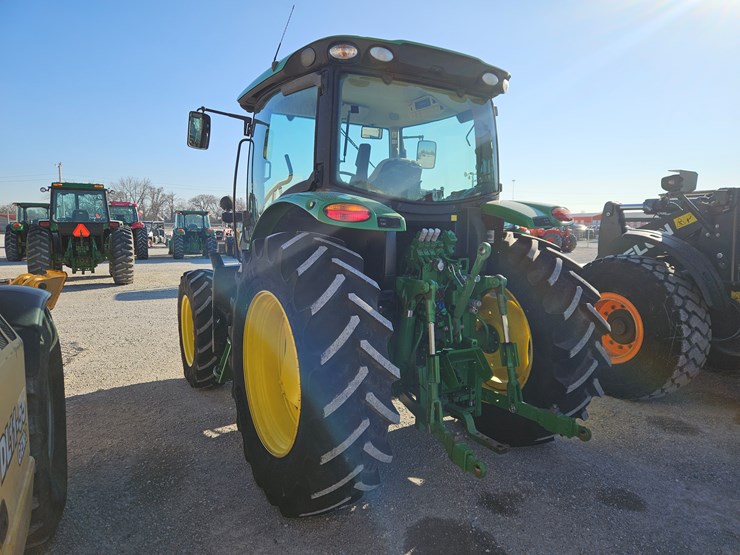 2017-john-deere-6130r-image-10