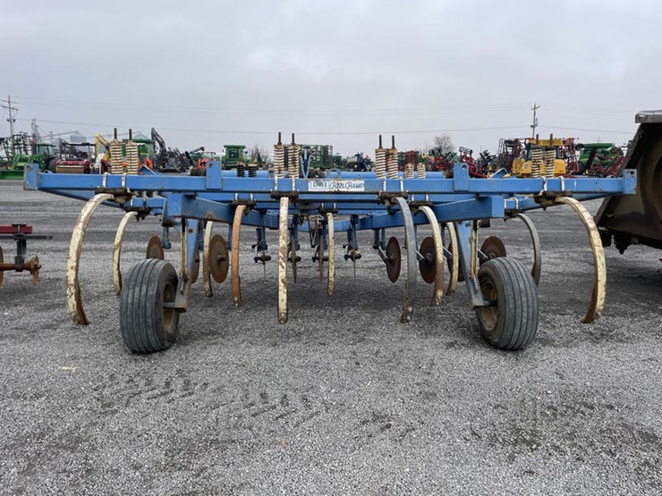 #5043-•-dmi-11x-chisel-image-25