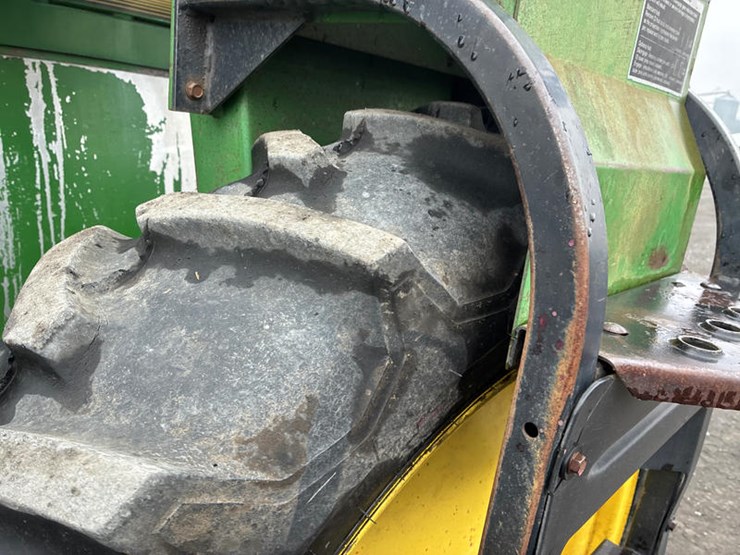 1993-john-deere-6500-image-41