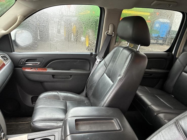 2011-gmc-sierra-1500-image-40