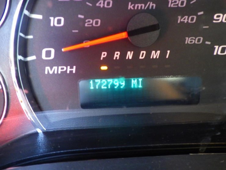 2018-chevrolet-express-2500-image-14