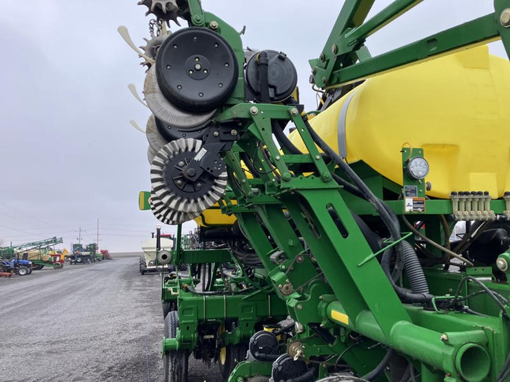 2008-john-deere-1790-image-7