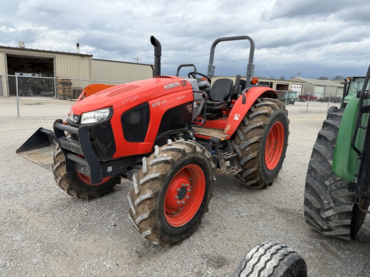 2018-kubota-m5-111-image-18