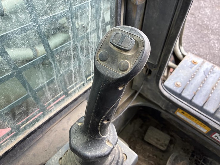 takeuchi-tl250-image-51