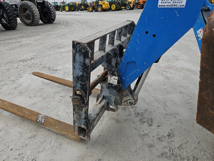 2012-genie-gth1056-image-5