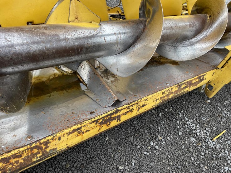 new-holland-996-image-24