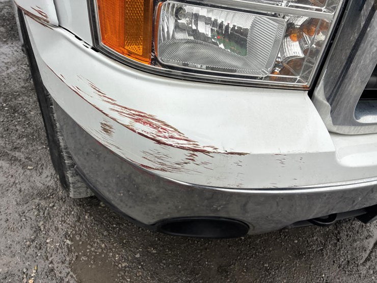 2011-gmc-sierra-1500-image-7