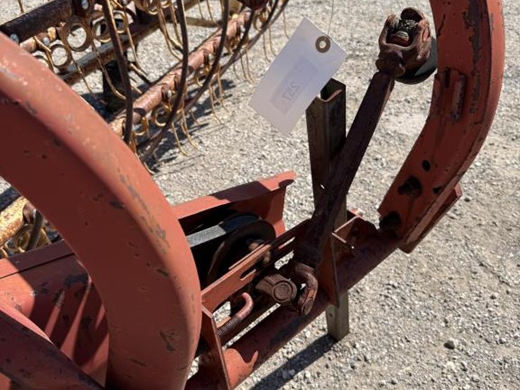 new-holland-57-image-2