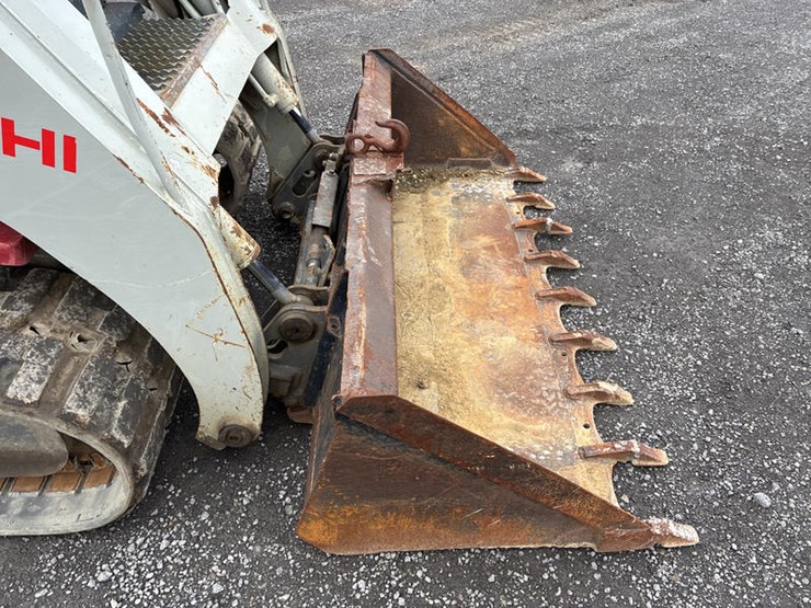 takeuchi-tl250-image-21