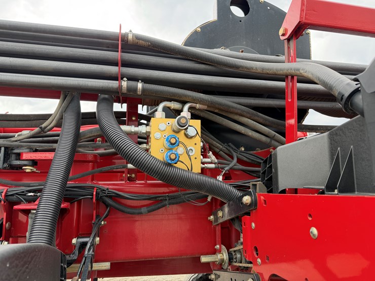 case-ih-1265-image-7