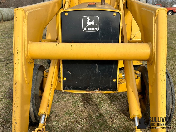 1979-deere-310a-image-11