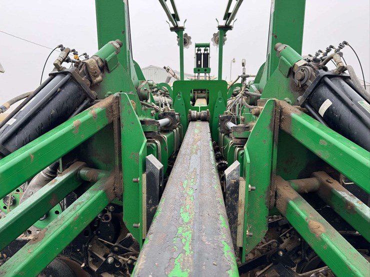 great-plains-yp1625-32tr-image-24