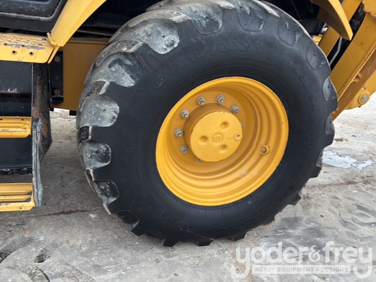 2016-caterpillar-420f2-it-image-13