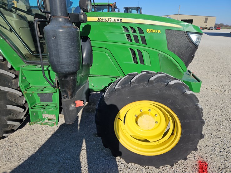 2017-john-deere-6130r-image-3