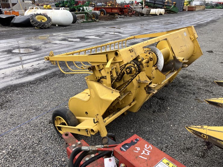 new-holland-900-image-12