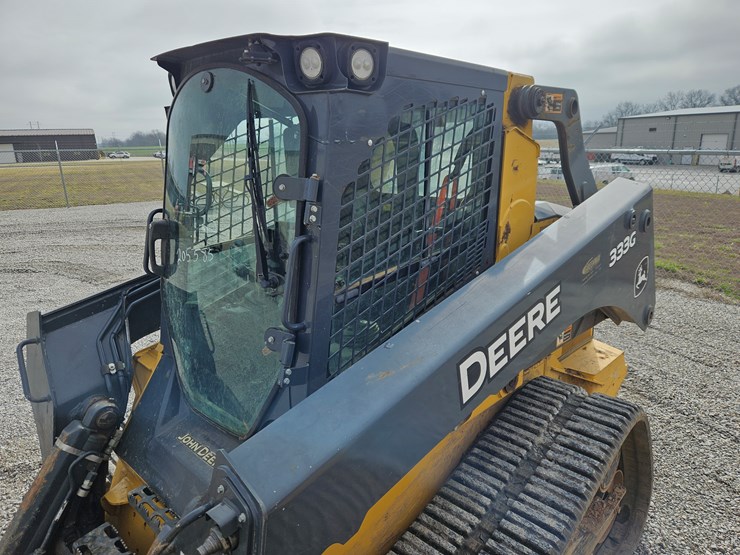 2018-deere-333g-image-24