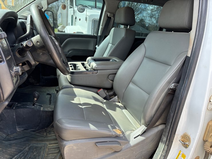 2019-gmc-sierra-2500hd-image-10