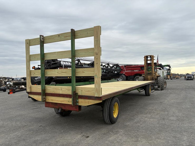 john-deere-1075-image-9