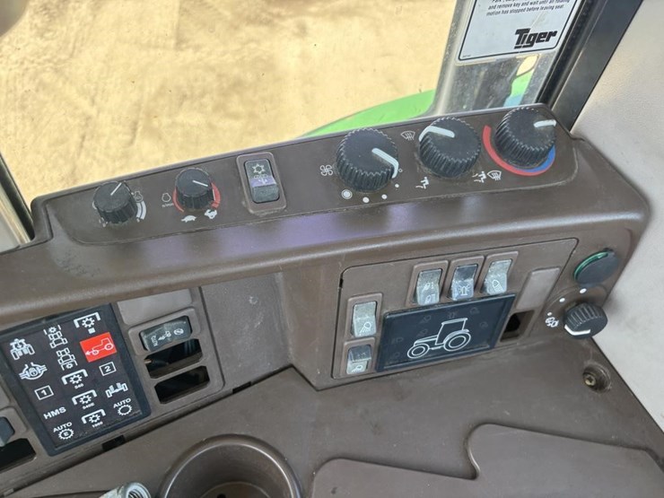 john-deere-7220-image-41