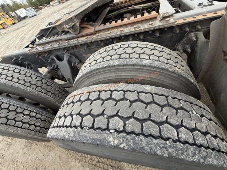 2017-international-prostar-image-26