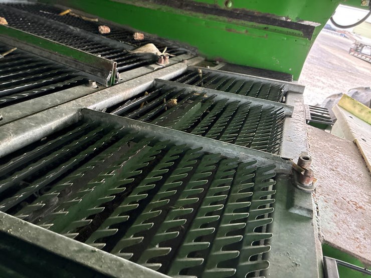 1990-john-deere-9500-image-54