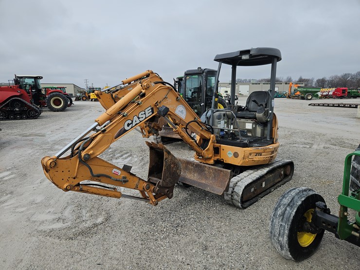 2012-case-cx31b-image-1