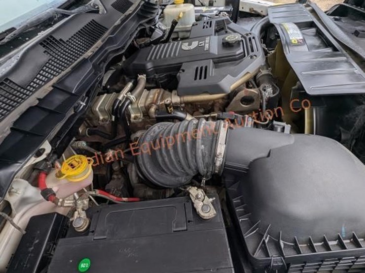 2011-dodge-ram-4500-image-30