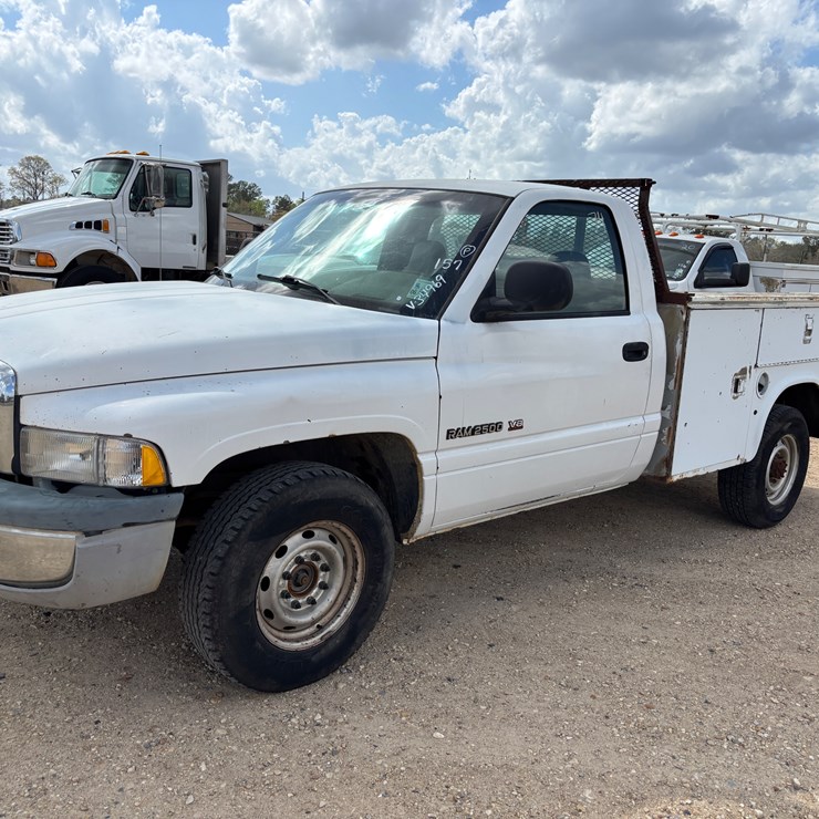 2002 DODGE RAM 2500