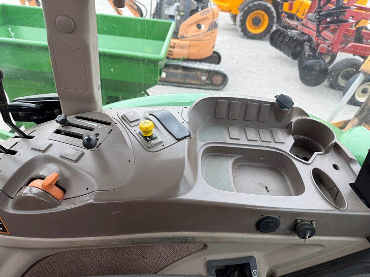 2014-john-deere-6115d-image-20