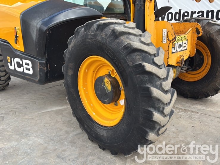 2017-jcb-509-42-image-9