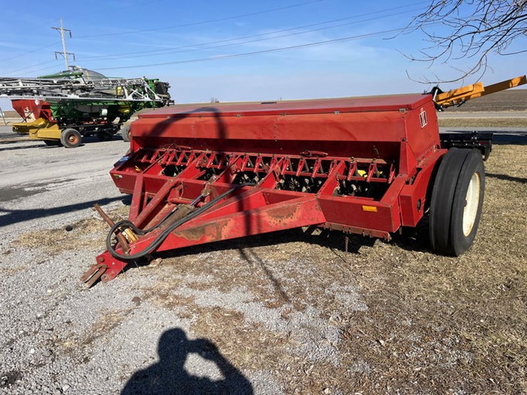 case-ih-5100-image-1