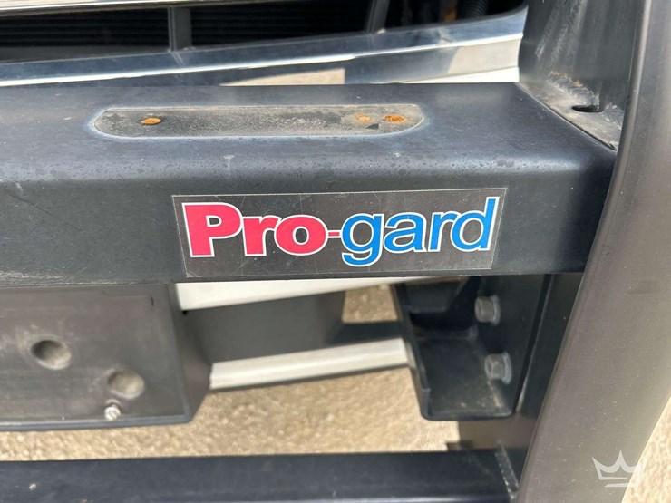 2020-chevrolet-tahoe-image-27