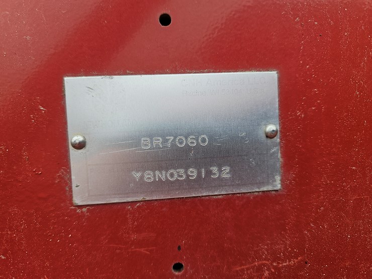 2008-new-holland-br7060-image-7