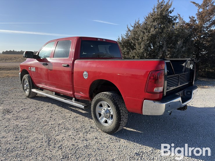 2014-ram-2500-st-image-7