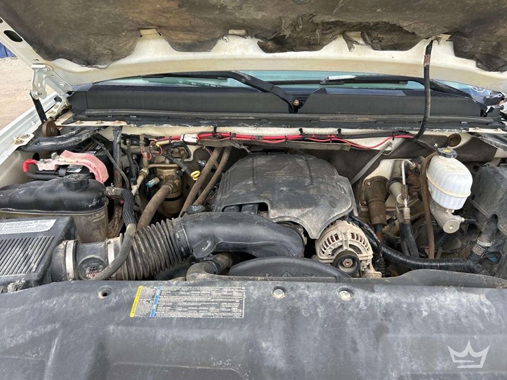 2008-gmc-3500-hd-4x4-ext.-cab-9ft.-flatbed-truck-image-8