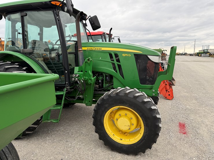2014-john-deere-6115d-image-4