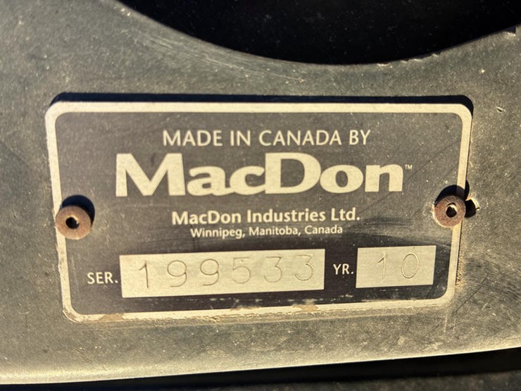 2010-mac-don-fd70-image-2