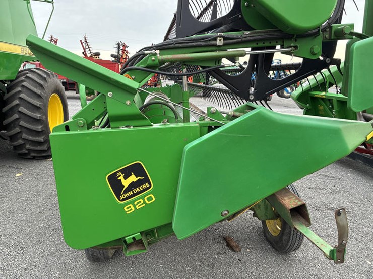 1996-john-deere-920-image-18