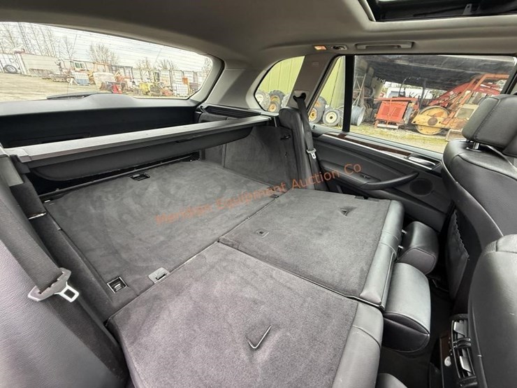 2010-bmw-x5-image-37
