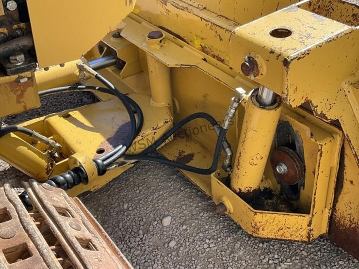 struck-magnatrac-6000-image-17