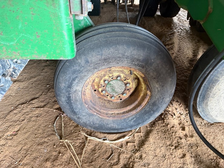 john-deere-455-image-27